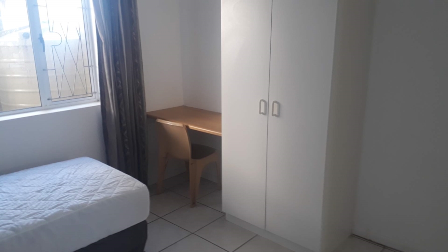 To Let 1 Bedroom Property for Rent in Summerstrand Eastern Cape